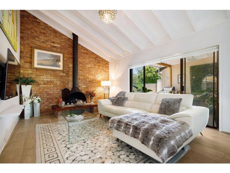 52 Binalong Drive, Ashmore QLD 4214