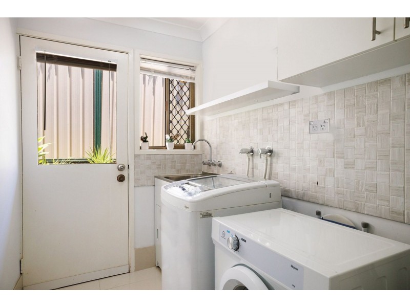 52 Binalong Drive, Ashmore QLD 4214