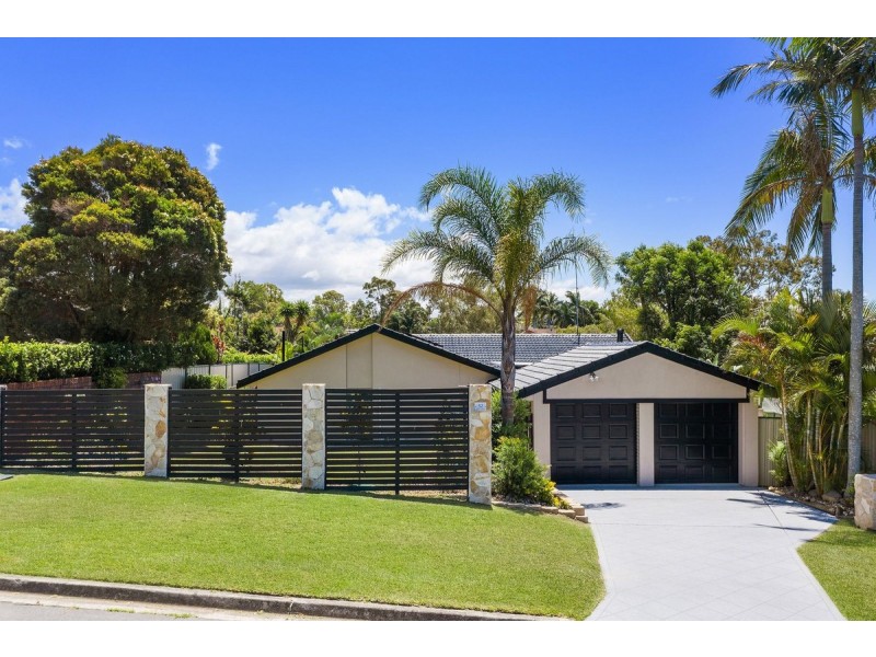 52 Binalong Drive, Ashmore QLD 4214