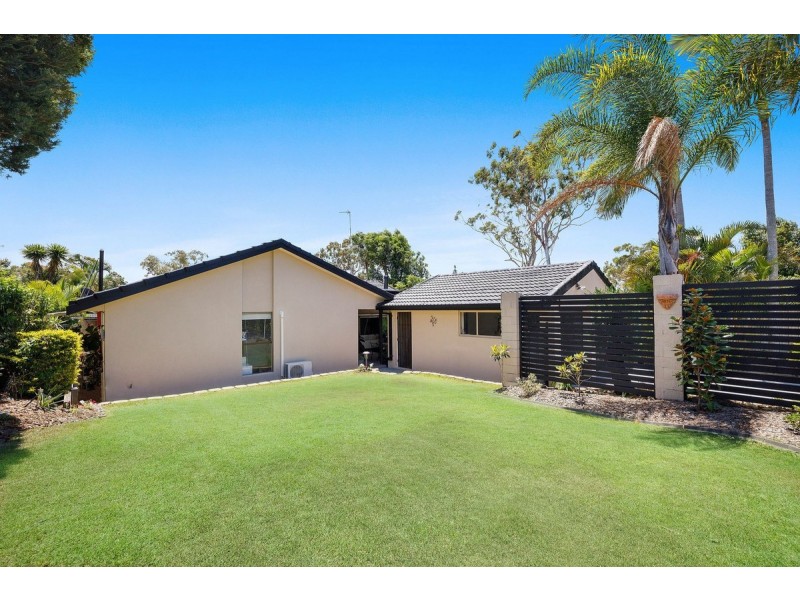 52 Binalong Drive, Ashmore QLD 4214