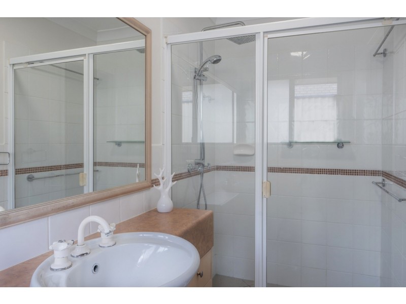 15 Bushgum Crescent, Upper Coomera QLD 4209