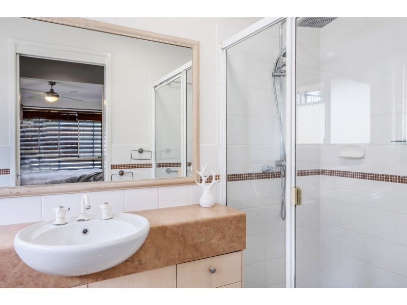 15 Bushgum Crescent, Upper Coomera QLD 4209