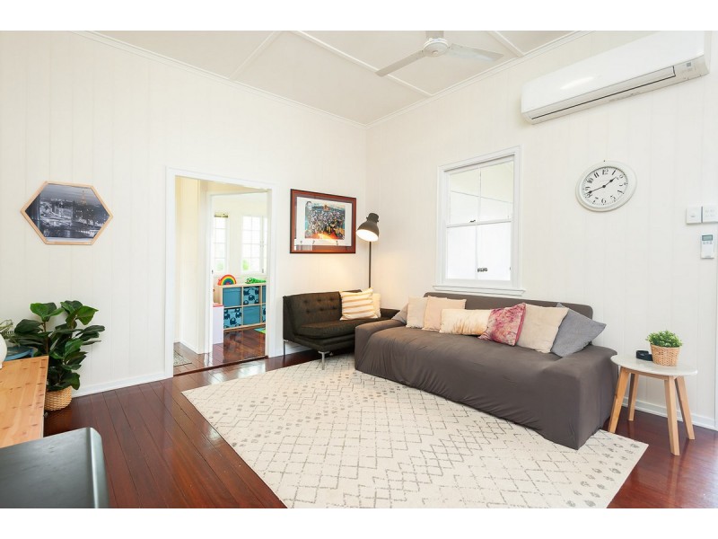 42 Tansey Street, Beenleigh QLD 4207