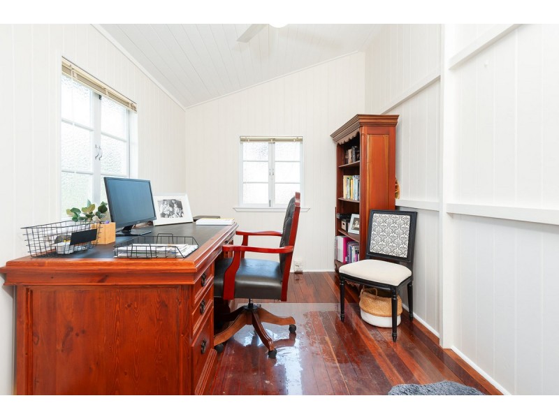 42 Tansey Street, Beenleigh QLD 4207