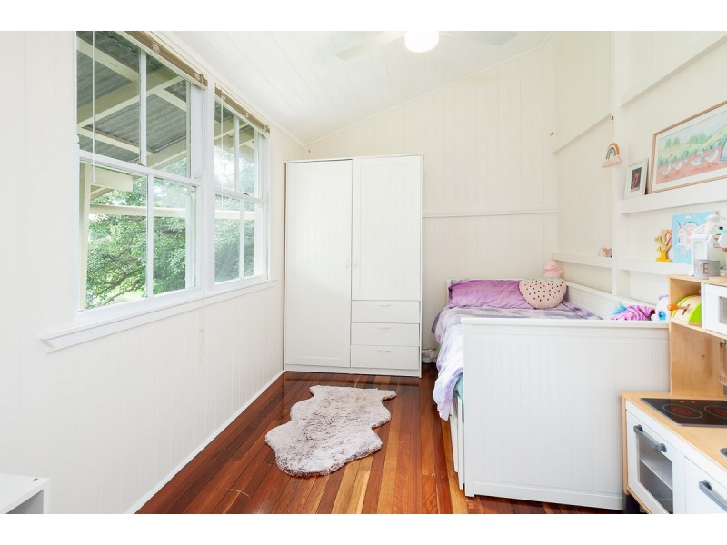 42 Tansey Street, Beenleigh QLD 4207