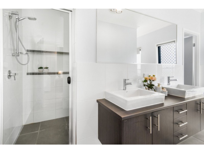 8 McDowall Court, Coomera QLD 4209