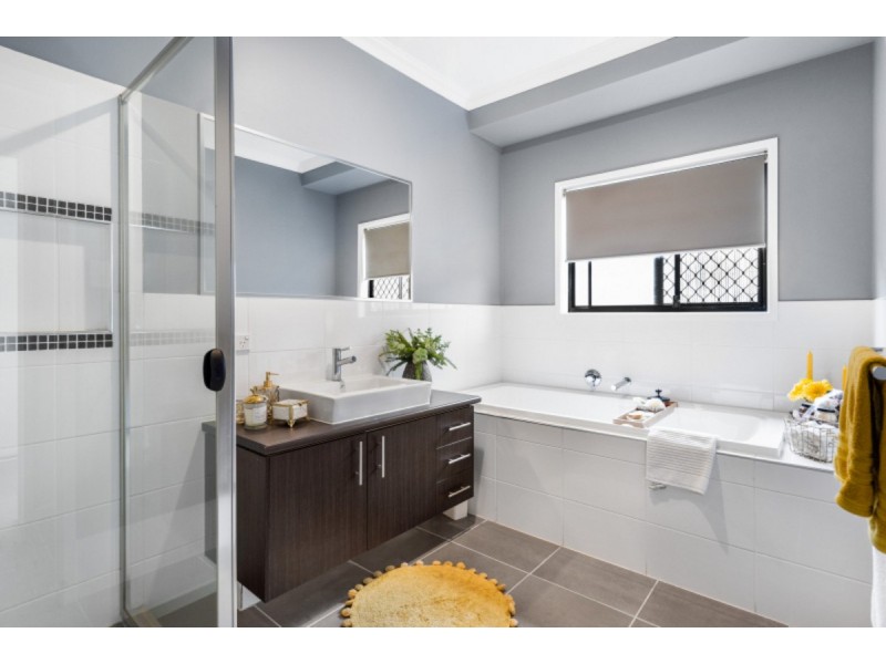8 McDowall Court, Coomera QLD 4209