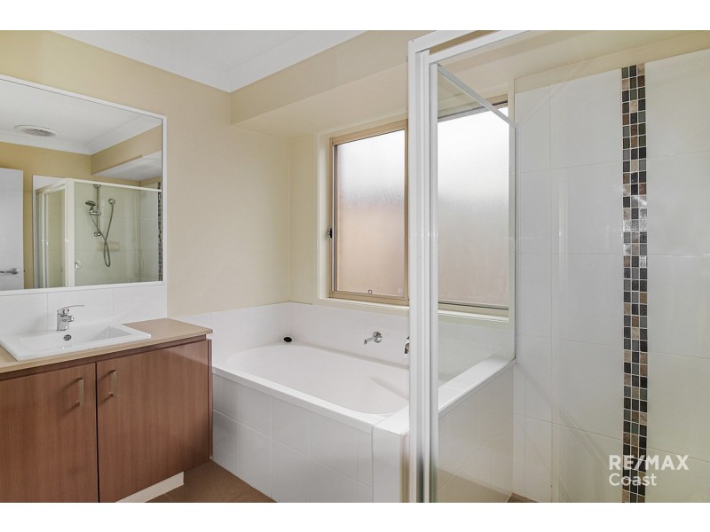 48 Percy Earl Crescent, Pimpama QLD 4209