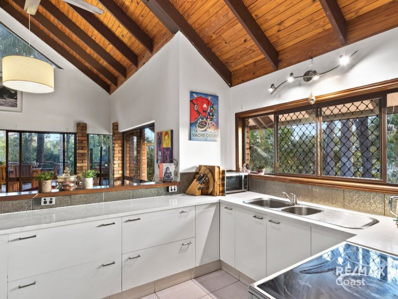 9 Innes Avenue, Molendinar QLD 4214