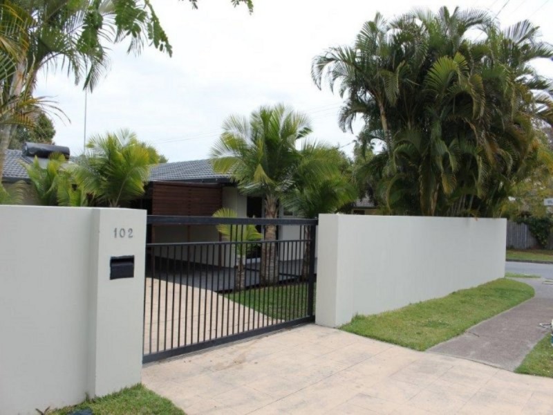 102 Whiting Street, Labrador QLD 4215