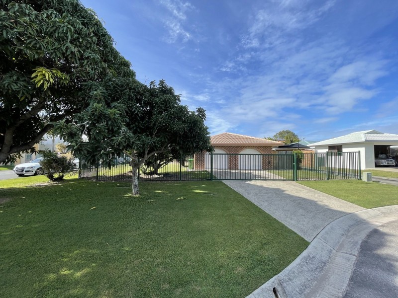 15 Tequila Court, Mermaid Waters QLD 4218