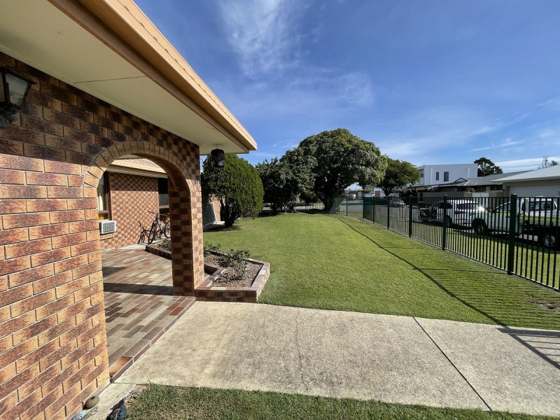 15 Tequila Court, Mermaid Waters QLD 4218