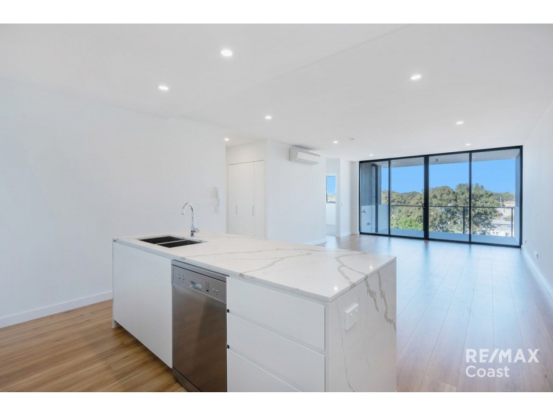 24/137 Eugaree Street, Southport QLD 4215