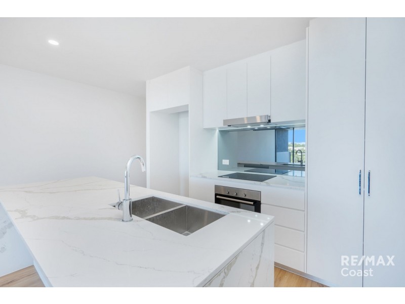 24/137 Eugaree Street, Southport QLD 4215