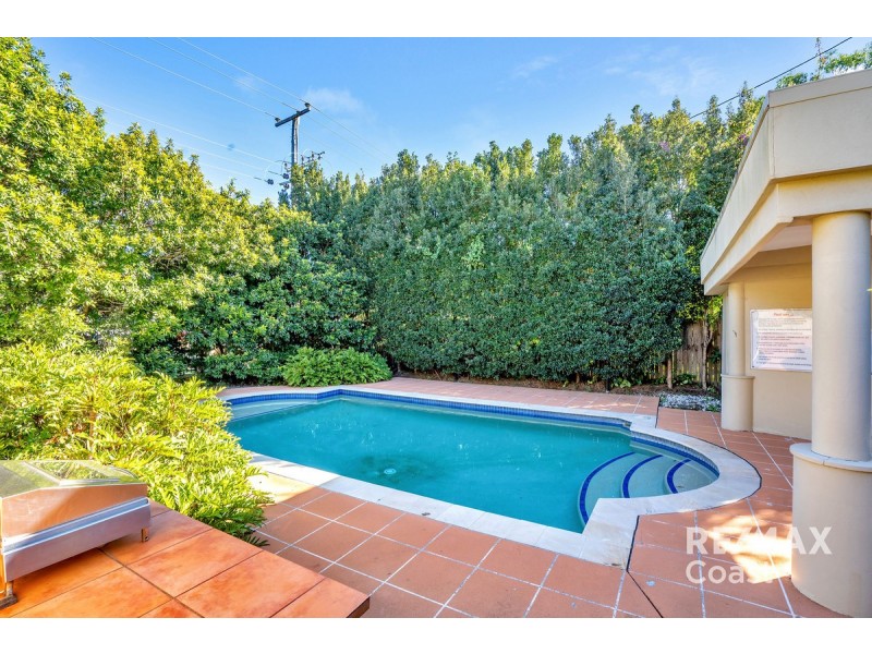4/141 Cotlew Street, Ashmore QLD 4214
