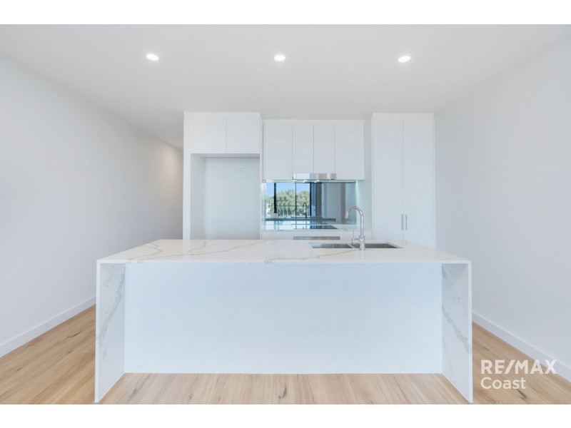 24/137 Eugaree Street, Southport QLD 4215