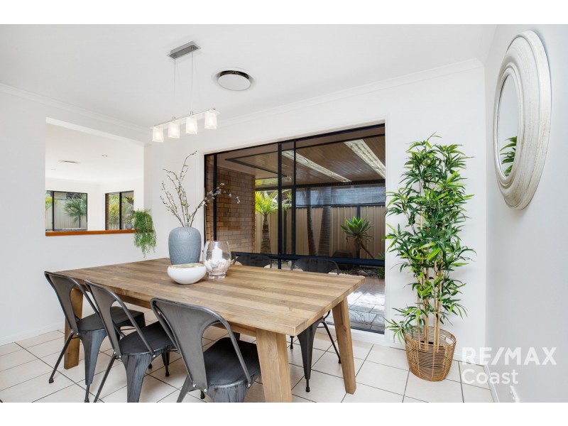 64 Coachwood Drive, Molendinar QLD 4214