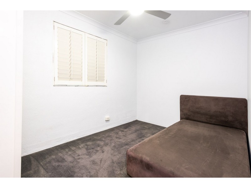 400 Bayview Street, Paradise Point QLD 4216