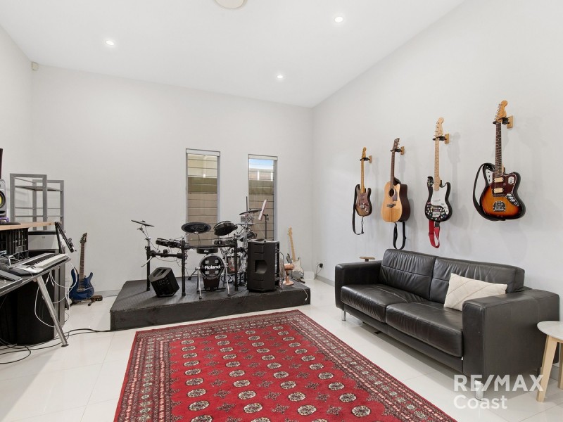 8006b Vista Drive, Benowa QLD 4217