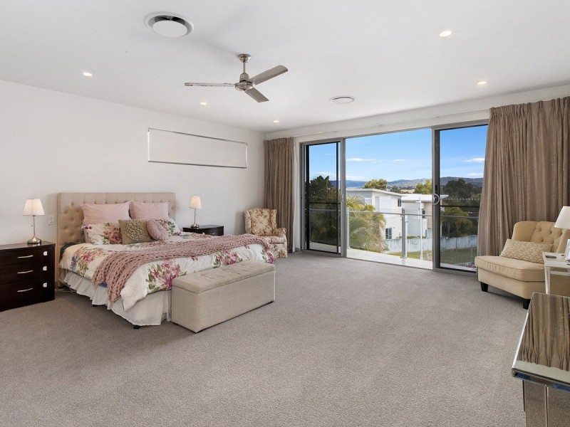 8006b Vista Drive, Benowa QLD 4217