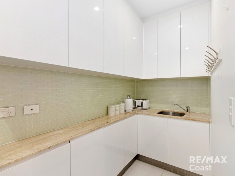 8006b Vista Drive, Benowa QLD 4217