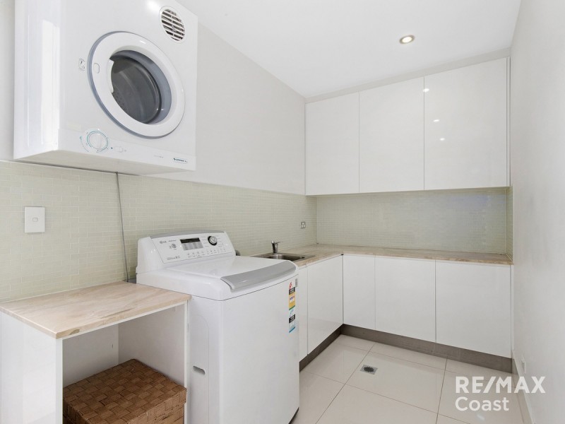 8006b Vista Drive, Benowa QLD 4217