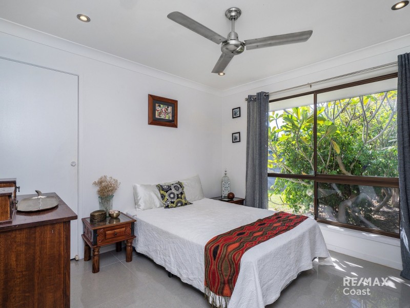 1 Tekapo Street, Broadbeach Waters QLD 4218