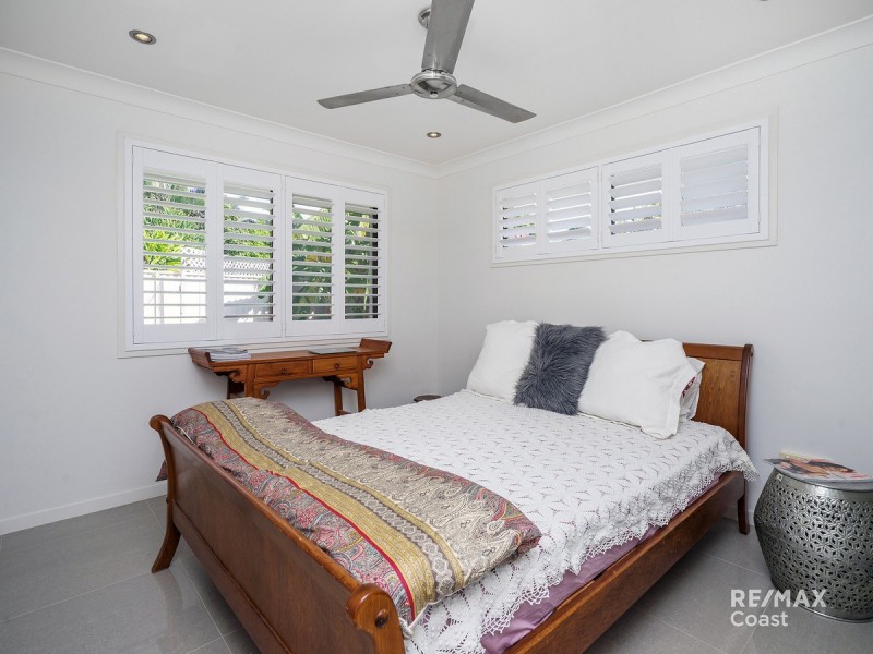 1 Tekapo Street, Broadbeach Waters QLD 4218