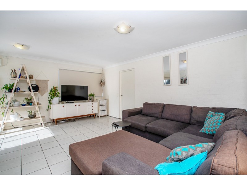 36/13-17 Brown Street, Labrador QLD 4215