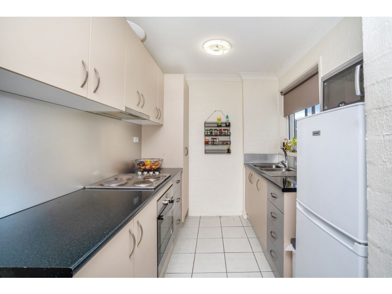 36/13-17 Brown Street, Labrador QLD 4215