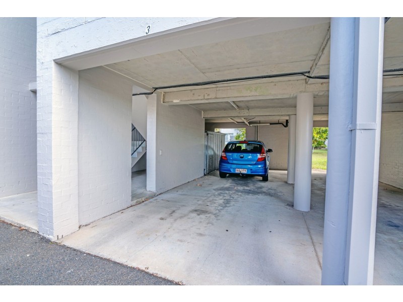 36/13-17 Brown Street, Labrador QLD 4215