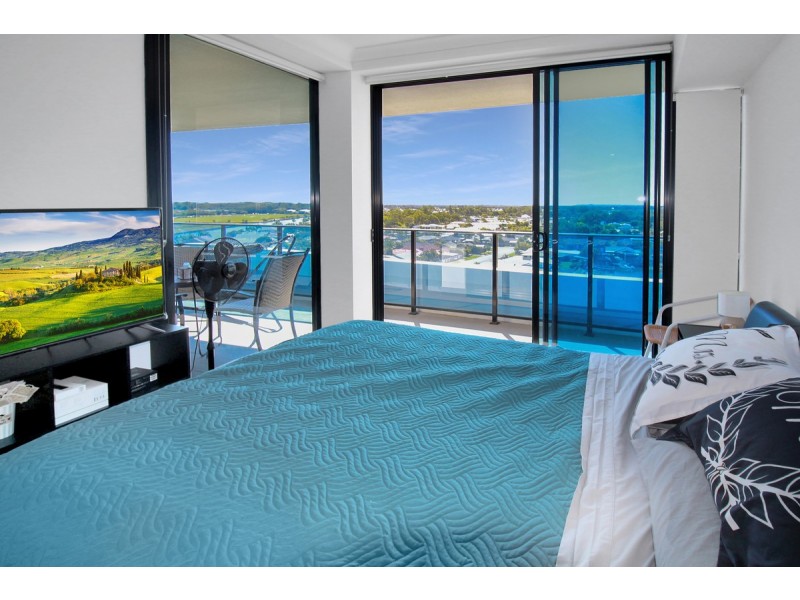 1803/5 Harbour Side Court, Biggera Waters QLD 4216