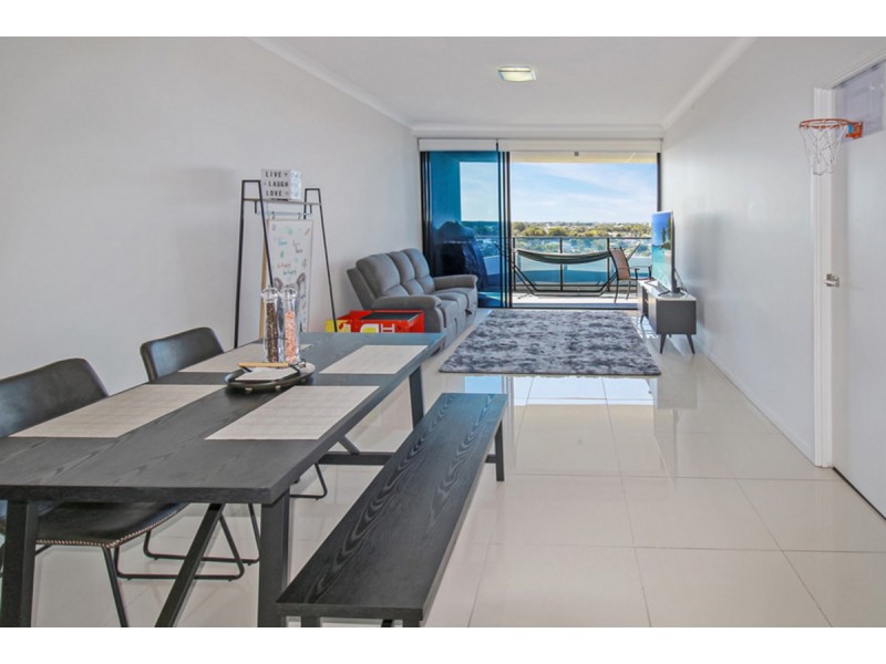 1803/5 Harbour Side Court, Biggera Waters QLD 4216