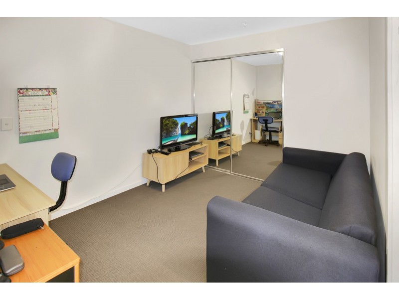 1803/5 Harbour Side Court, Biggera Waters QLD 4216