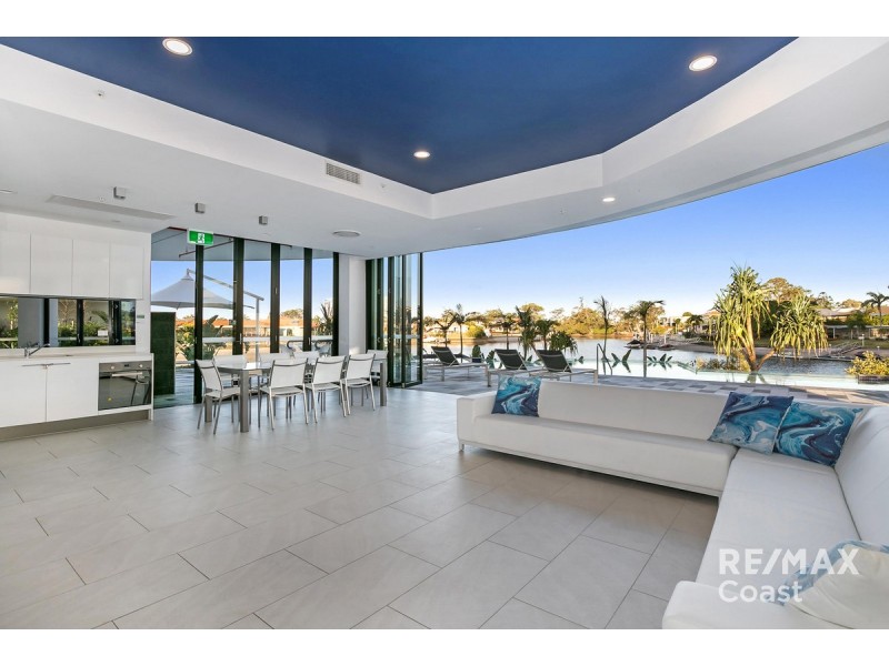 1803/5 Harbour Side Court, Biggera Waters QLD 4216