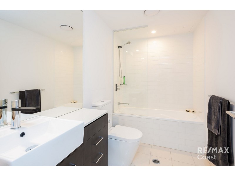 3202/25-31 East Quay Drive, Biggera Waters QLD 4216