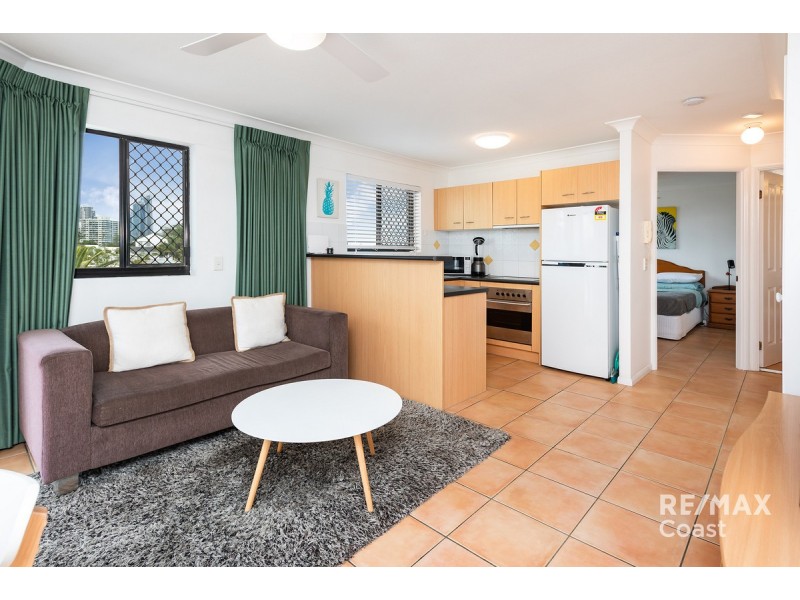 13/12 Paradise Island, Surfers Paradise QLD 4217