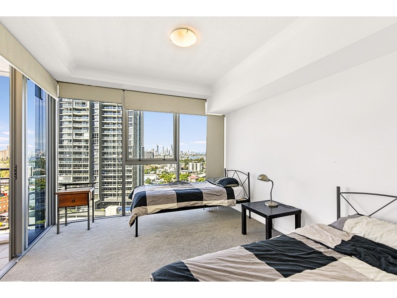 21203/5 Lawson Street, Southport QLD 4215