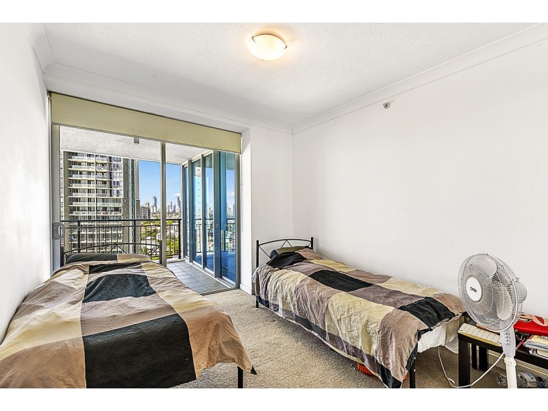 21203/5 Lawson Street, Southport QLD 4215