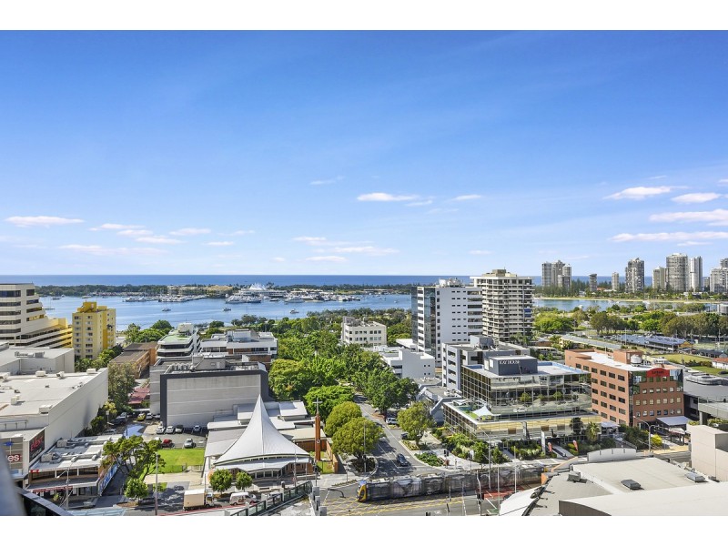 21203/5 Lawson Street, Southport QLD 4215