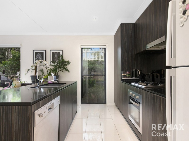 9/14 Norris Street, Pacific Pines QLD 4211