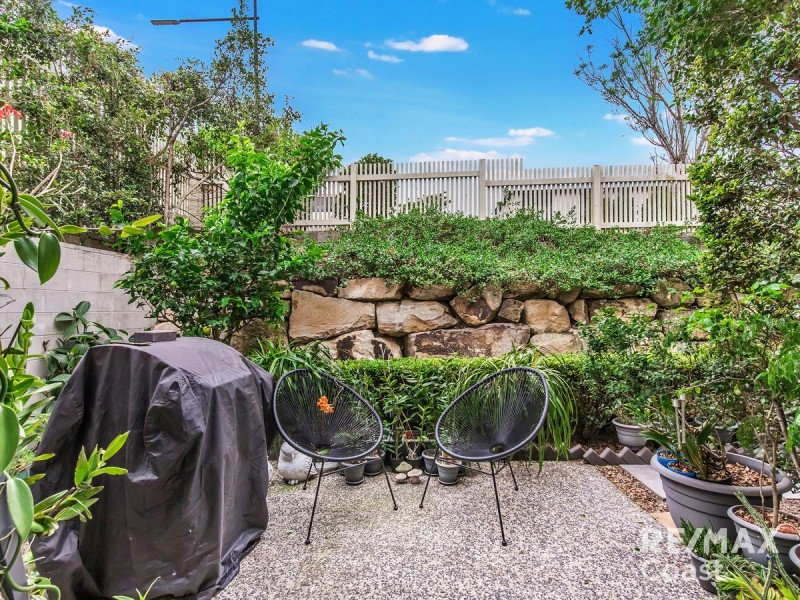 9/14 Norris Street, Pacific Pines QLD 4211