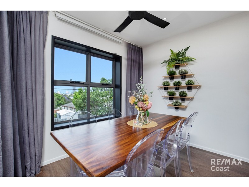 2/22 Beatty Street, Southport QLD 4215