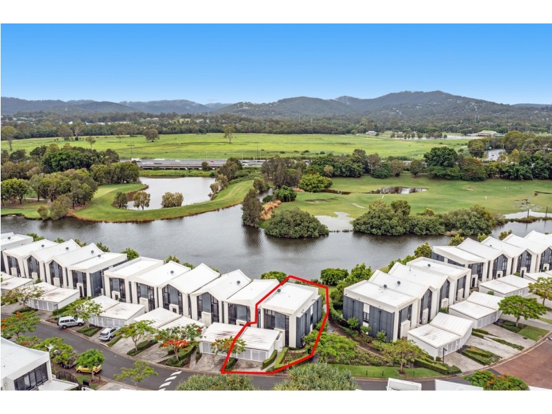 68 Peninsula Drive, Robina QLD 4226