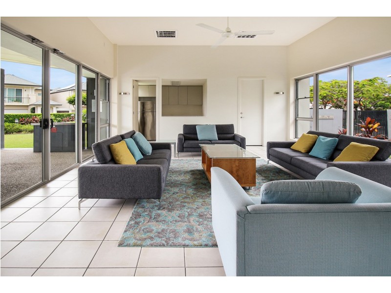 68 Peninsula Drive, Robina QLD 4226