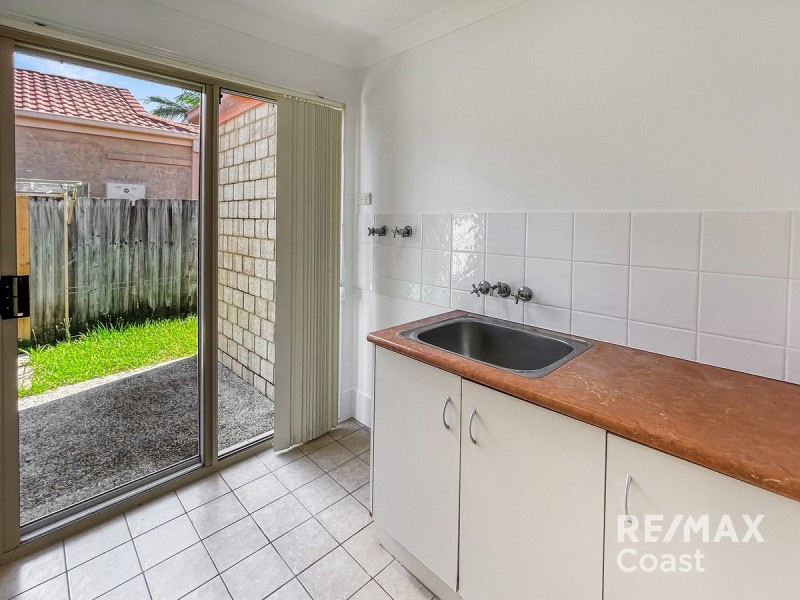 8 Sugargum Court, Molendinar QLD 4214