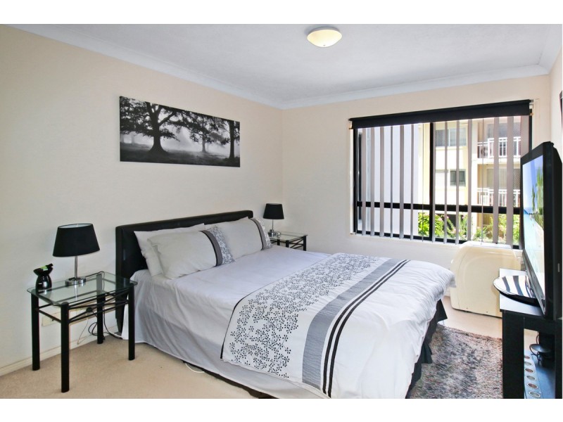 14/16-24 Purli Street, Surfers Paradise QLD 4217