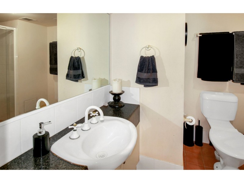 14/16-24 Purli Street, Surfers Paradise QLD 4217