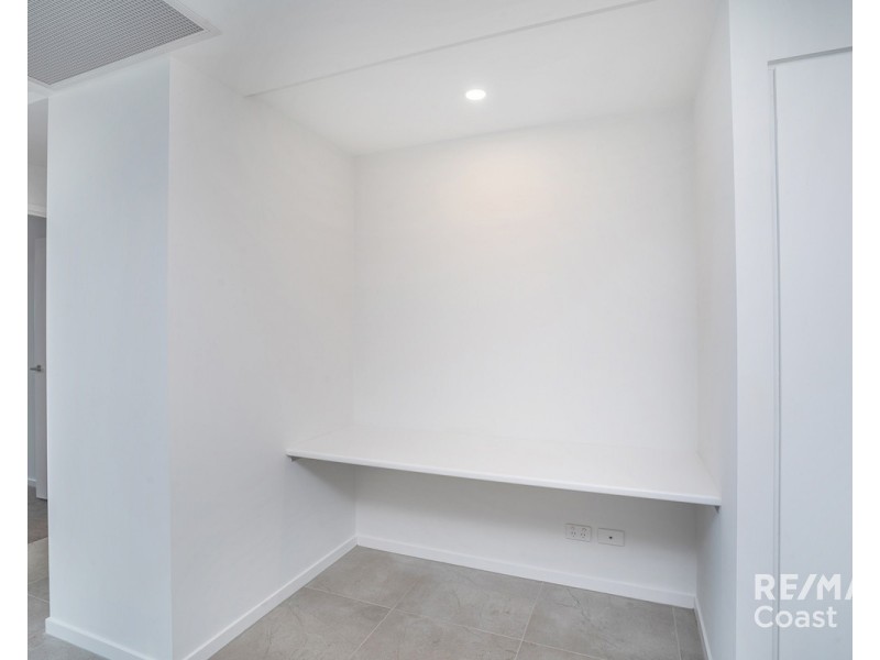1305/1 Grant Avenue, Hope Island QLD 4212