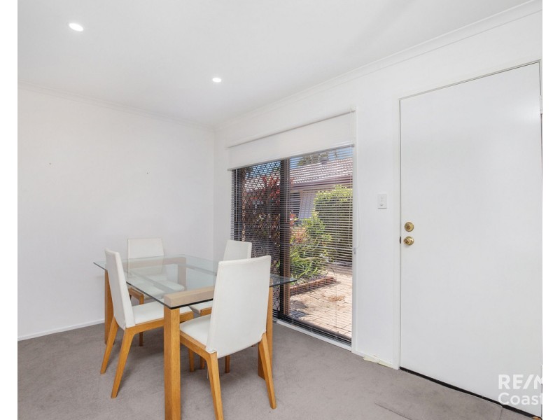 8/35 St Kevins Avenue, Benowa QLD 4217